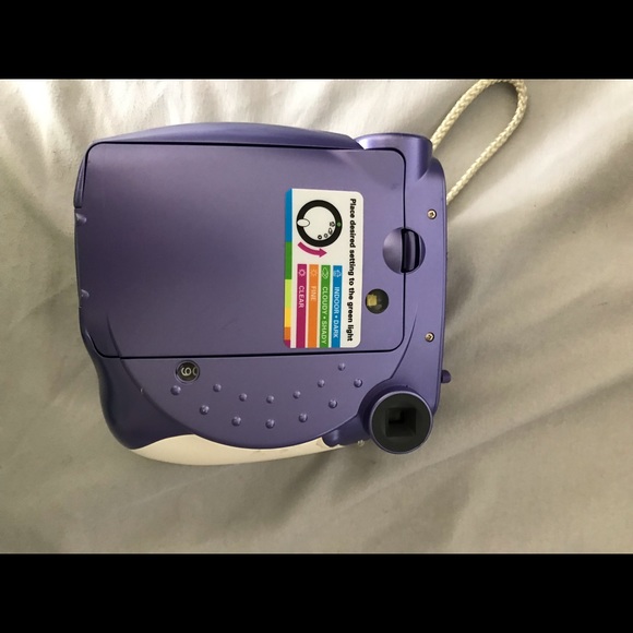 Polaroid camera - Picture 2 of 2